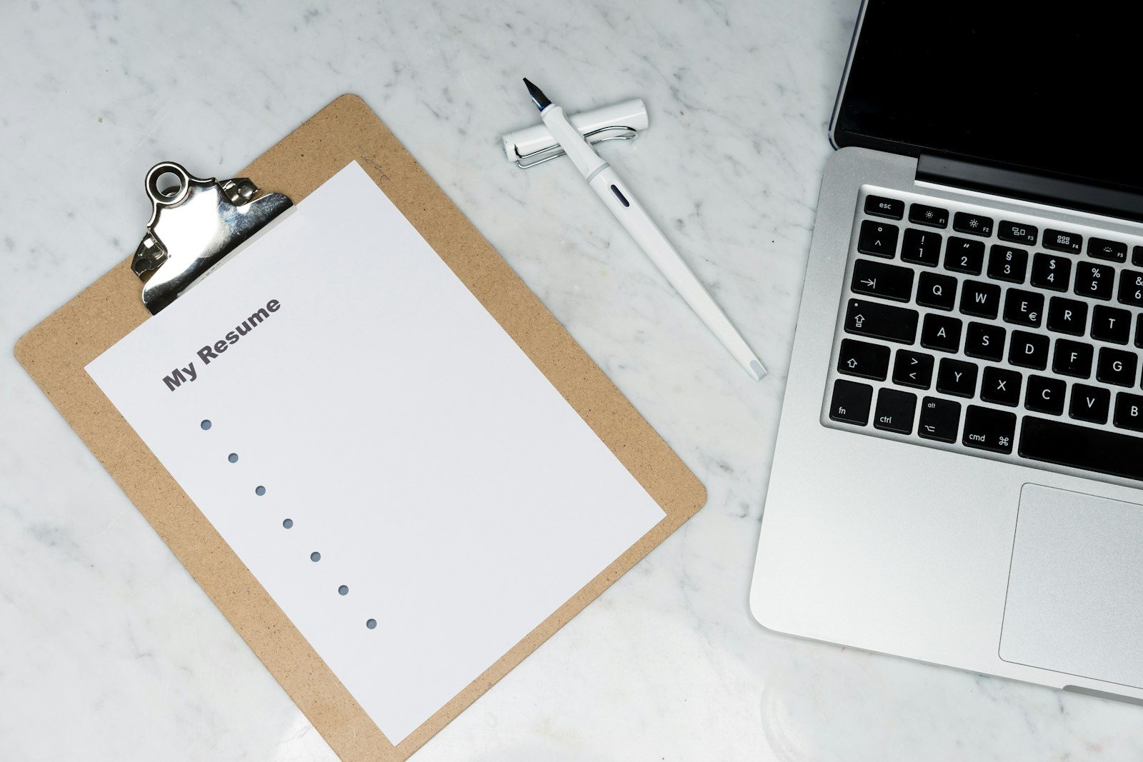 Planning notes and checklist for hiring an independent mold inspector
